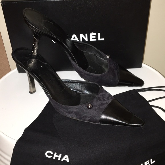 CHANEL Shoes - Chanel black mules size 41